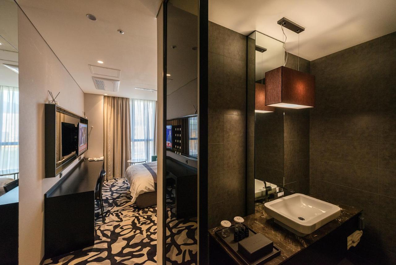 Best Louis Hamilton Hotel Changwon Zewnętrze zdjęcie
